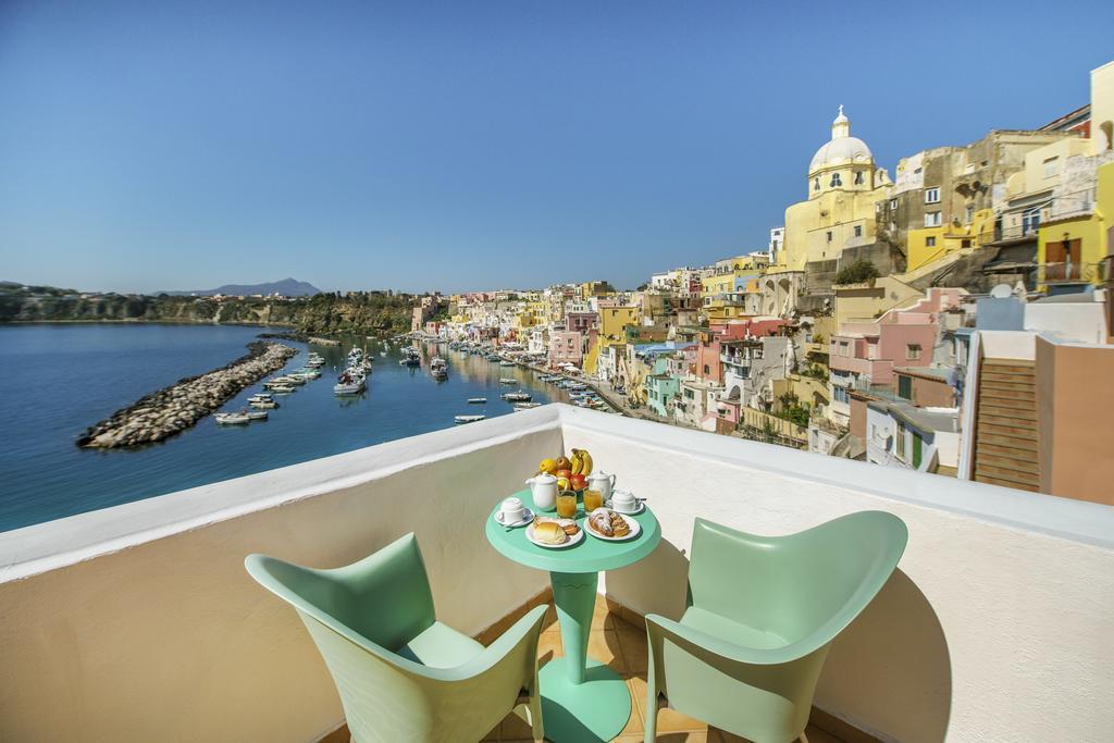 Hotel La Corricella Procida Rum bild